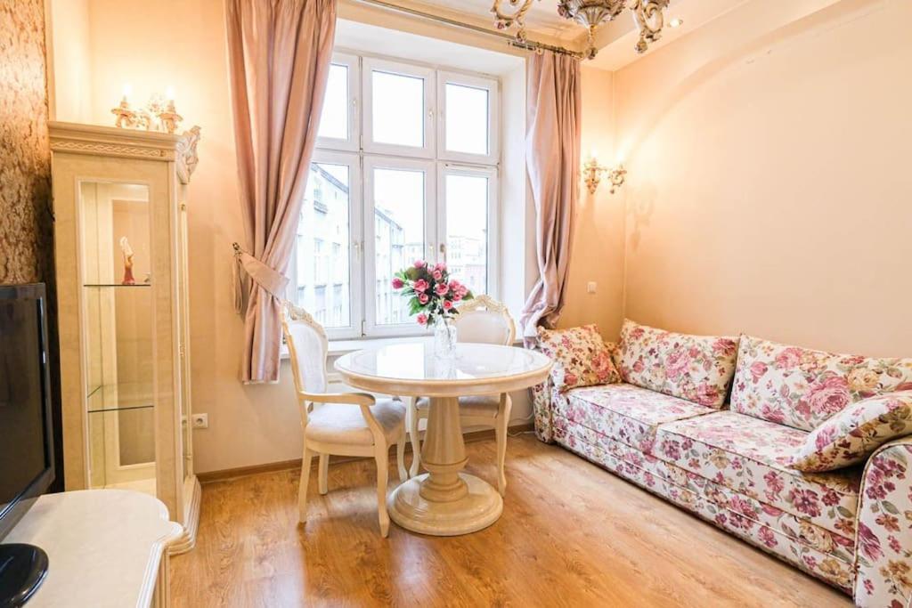 Apartament Romantic Free Parking